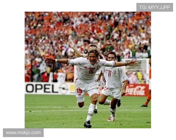 98世界杯荷兰vs日本(98世界杯荷兰小组赛战绩)sports